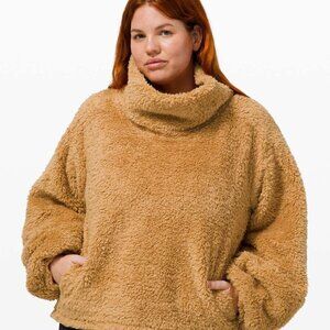 Lululemon Warm Restore Sherpa Pullover in Gold Buff L/XL